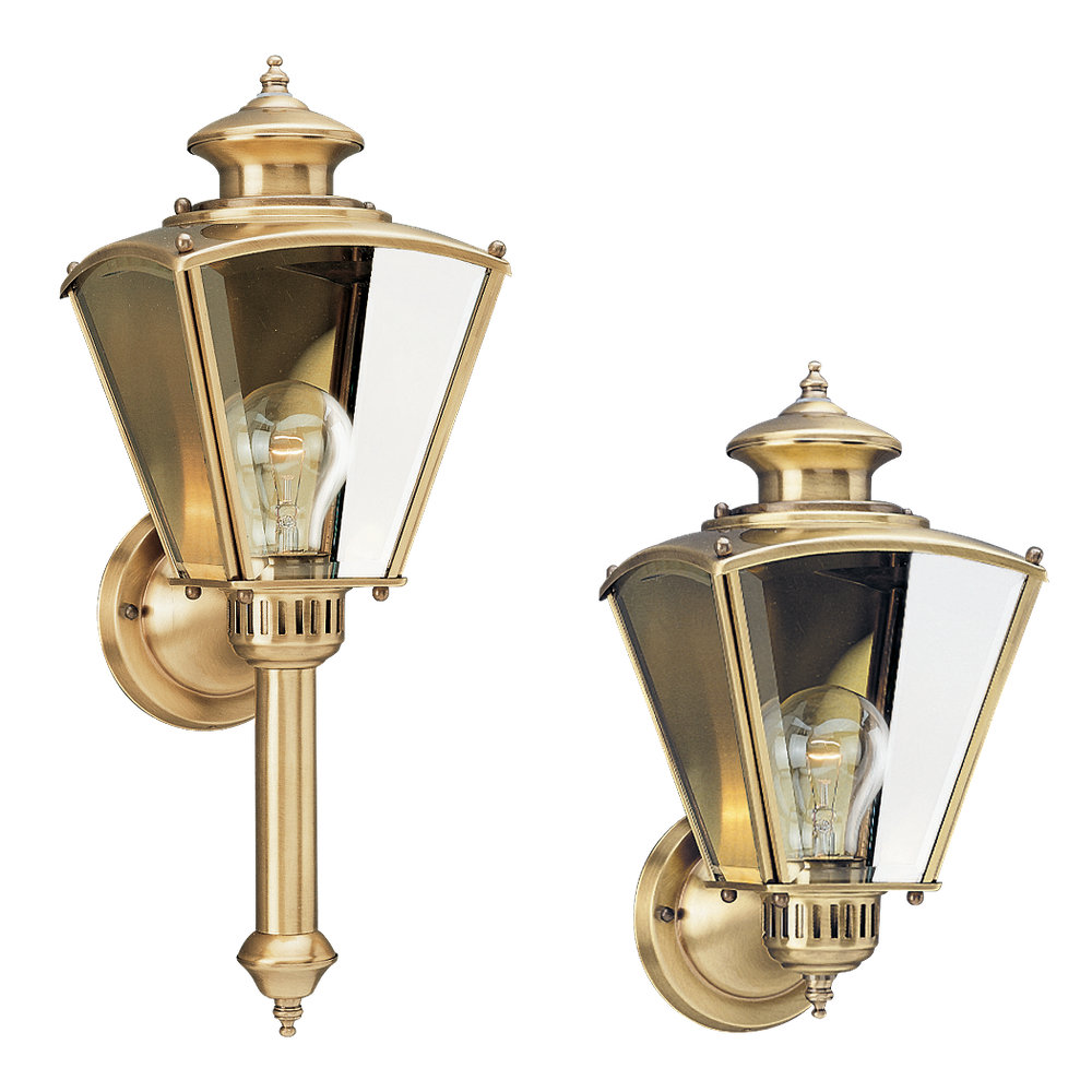850401,OUTDOOR WALL LANTERN,Antique Brass